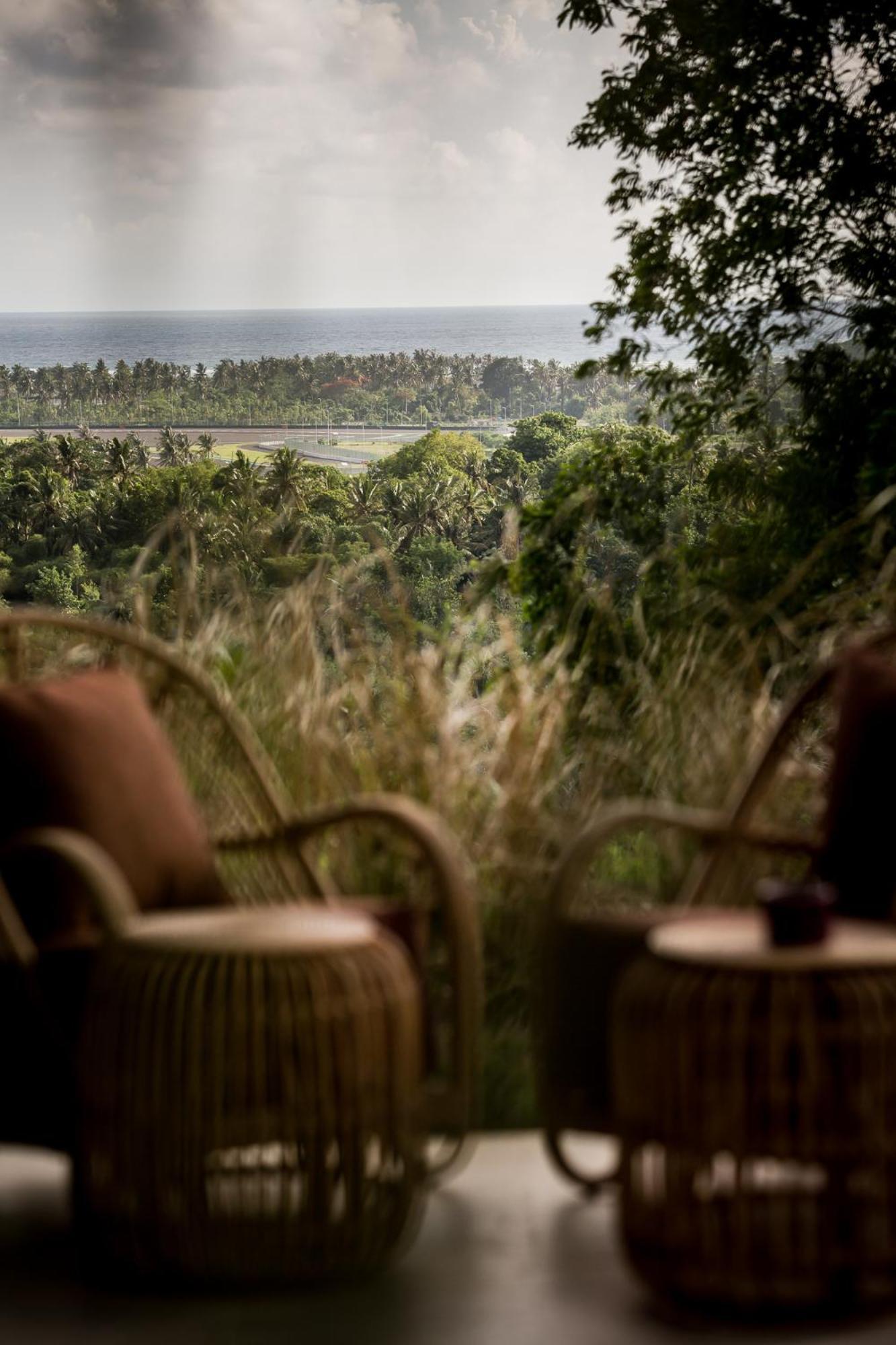 Drop In Surf Lodge Kuta  المظهر الخارجي الصورة